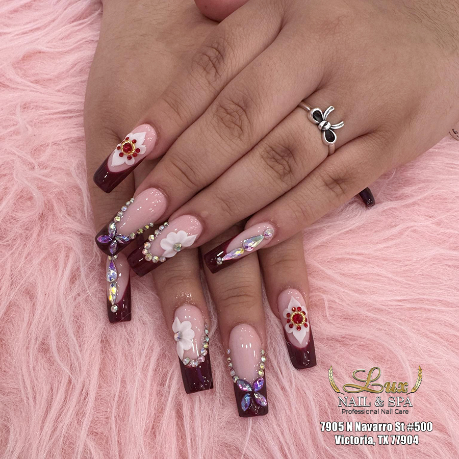 Trendy Nail Designs for April 2026